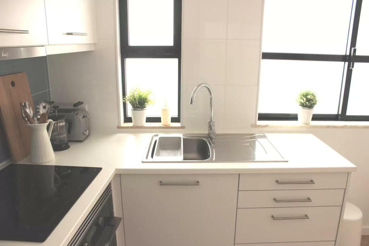 Lovely Apartment In The Center Of อาเวโร ภายนอก รูปภาพ